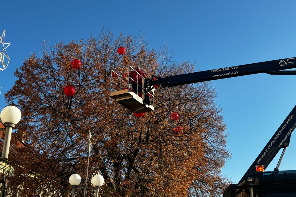 Nová vianočná výzdoba v Trnave | Foto: Zuzana Benková, Trnavské rádio