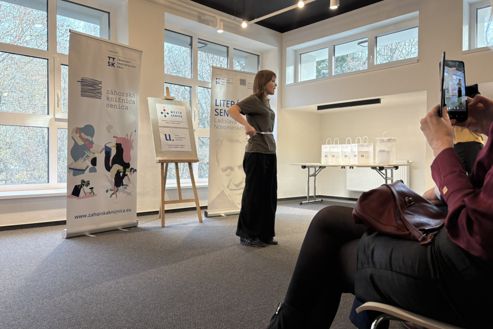 Pri monodráme využívala metaforu krajčírskeho metra | Foto: Michaela Martišíková, Trnavské rádio