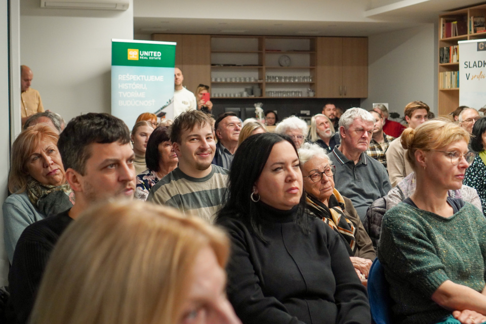 Vyšla kniha Simony Jurčovej Trnava - okná do minulosti. | Foto: Barbora Jurčová