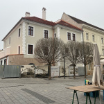 Pracháreň zatiaľ verejnosť dovnútra nepustí | Foto (21. novembra 2025): Olívia Zatková