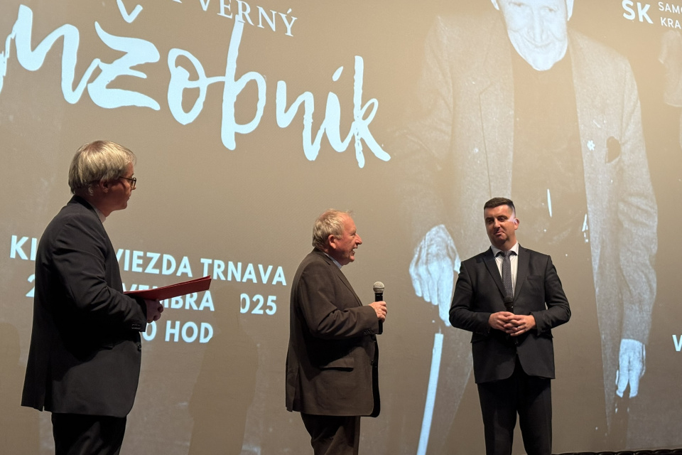 O svojej takmer dvojročnej práci na dokumente porozprávali aj publiku | Foto: Michaela Martišíková, Trnavské rádio