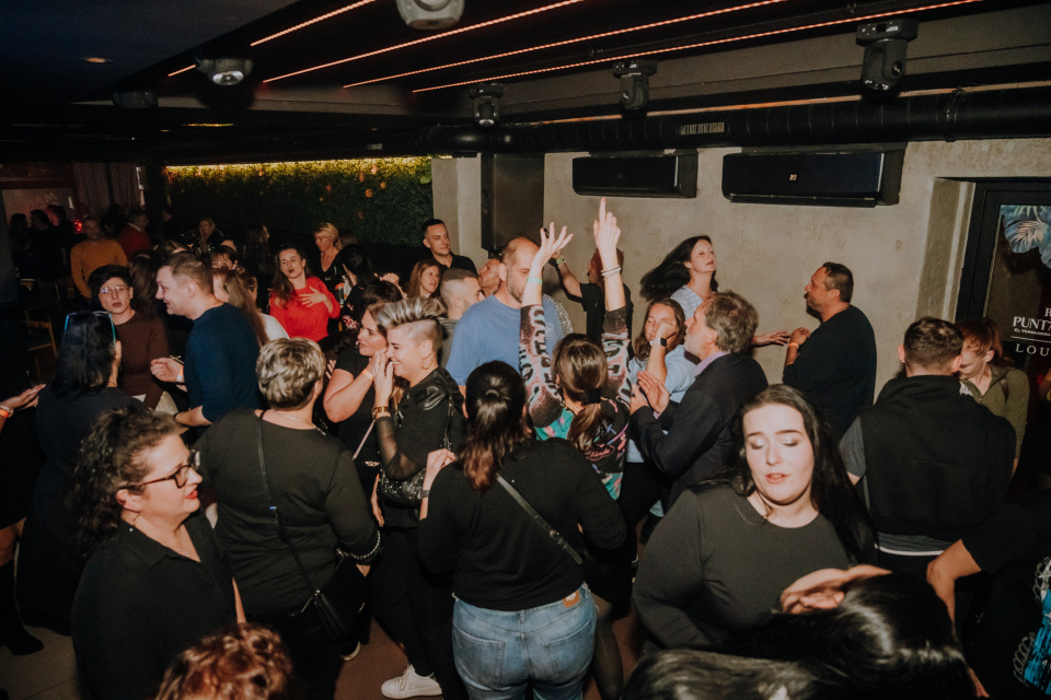 Bavili sa mladší aj starší.