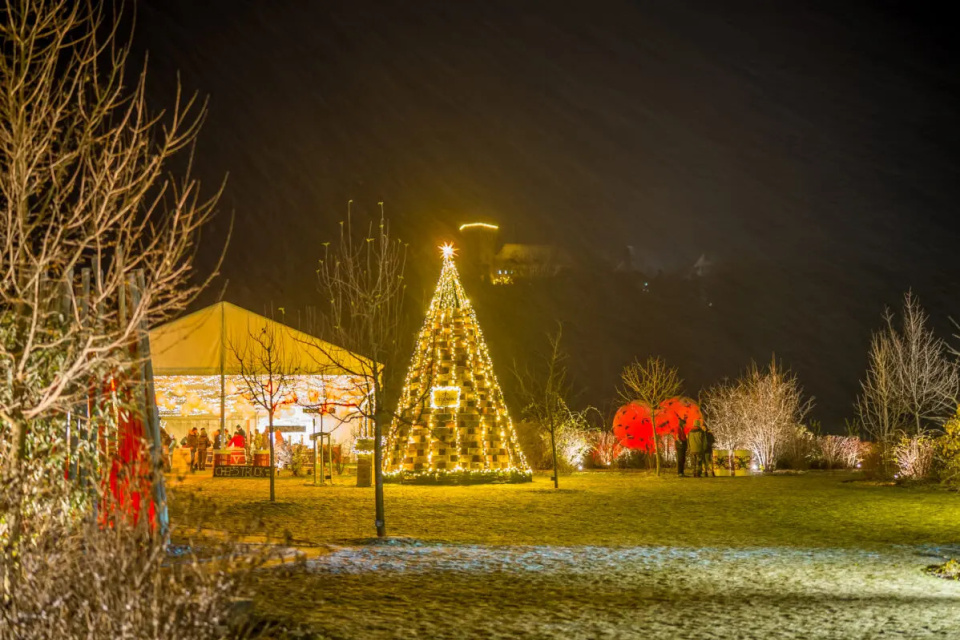 V Smoleniciach budú trhy aj svetelné inštalácie | Zdroj: Včelovina