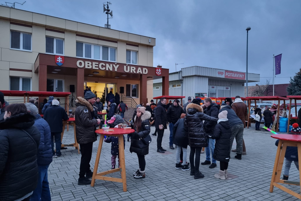 Vianočné trhy budú opäť aj v Zavare | Zdroj: Obec Zavar