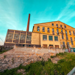 Trnavský cukrovar napriek svojmu ošumtelému stavu patrí medzi dominanty mesta | Foto: redakcia