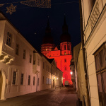 Bazilika sv. Mikuláša v Trnave svieti tiež | Zdroj: Trnavské rádio