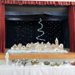 Dominantou bola výstava na javisku, ktorú pripravila Adriána Harnušková | Foto: Michaela Martišíková, Trnavské rádio