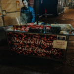 Obľúbené pražené mandle tu nájdete na každom rohu | Foto: Zuzana Benková, Trnavské rádio