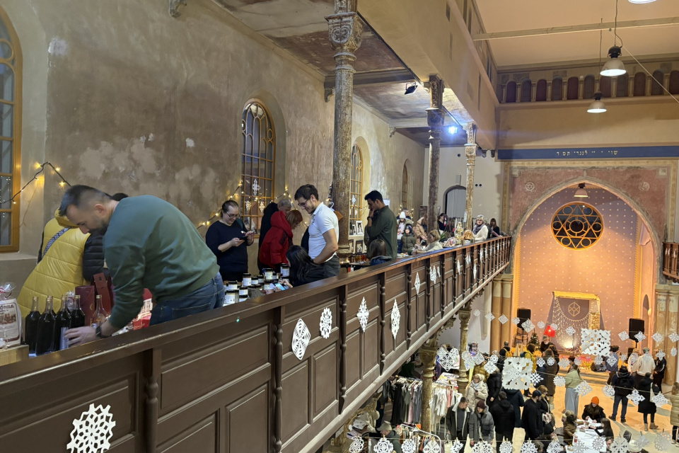 Spodné aj vrchné poschodie bolo plné ľudí | Foto: Michaela Martišíková, Trnavské rádio