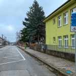 Po Gorkého prejdete od Bratislavskej iba po budovu školy. | Foto: red.