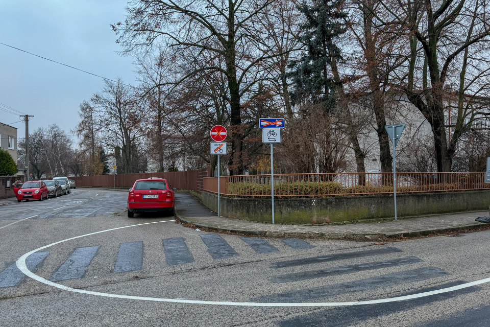 Odbočitvz Gorkého na Orgovánovú už nebude možné. | Foto: red.
