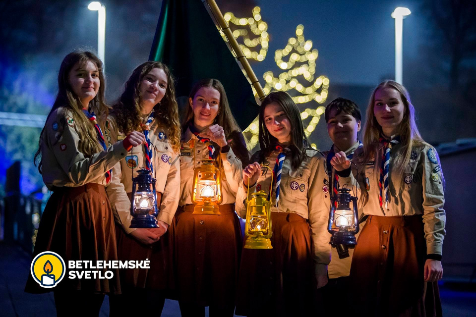Plamienky sa stali družinou roka. | Foto: Slovenský skauting 