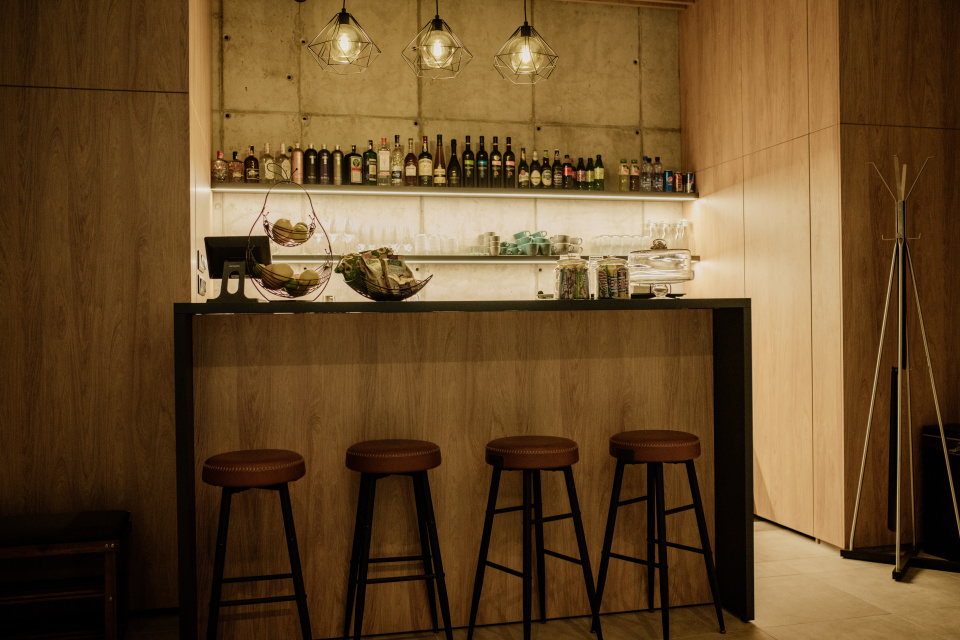 Nechýba štýlové prostredie a bar | Zdroj: Welialand Wellness