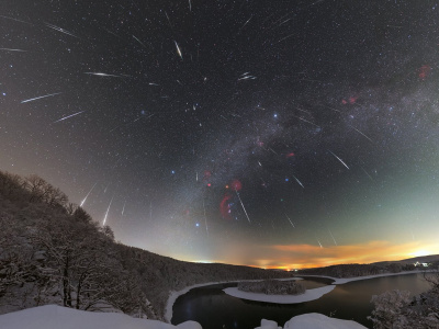Maximum Geminíd v roku 2018 nad Sečskou priehradou. | Foto: Petr Horálek/FÚ v Opave