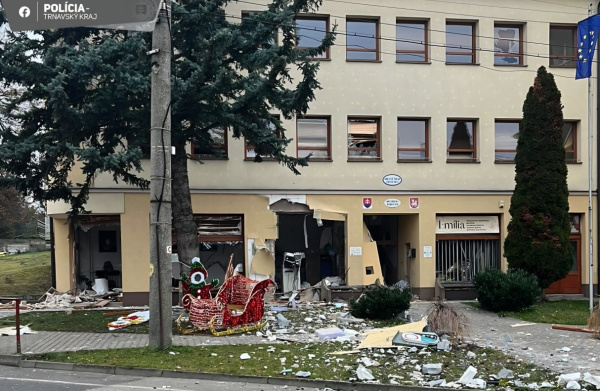 Výbuch bankomatu v obci Chtelnica | Zdroj: Polícia SR - Trnavský kraj