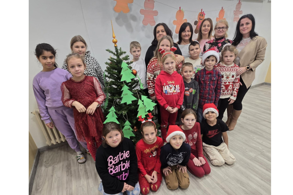 Detským speváckym zborom sa stali žiaci zo Základnej školy v obci Matúškovo | Zdroj: AIŠTAIN