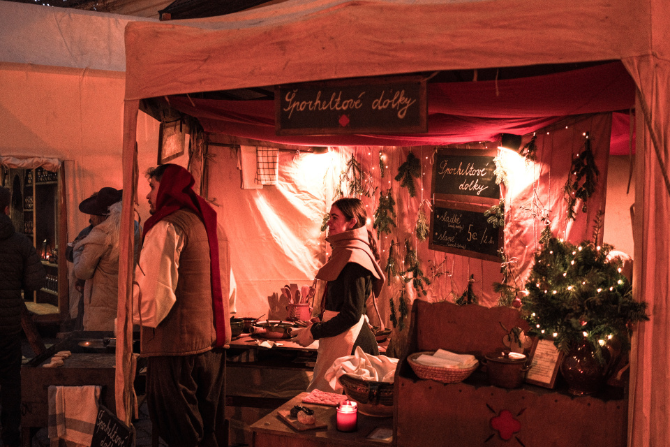 Stredoveké adventné trhy majú špeciálnu atmosféru | Foto: ph, red. 