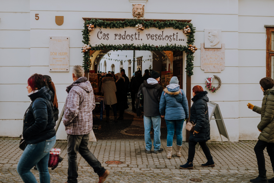 Blížiace sa Vianoce oslávite v Trnave aj folklórne | Zdroj:  Trnavské osvetové stredisko