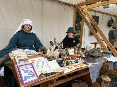 Na stredovekých trhoch nájdete množstvo šikovných remeselníkov | Foto: Michaela Martišíková, Trnavské rádio