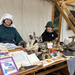 Na stredovekých trhoch ste mohli nájsť množstvo šikovných remeselníkov | Foto: Michaela Martišíková