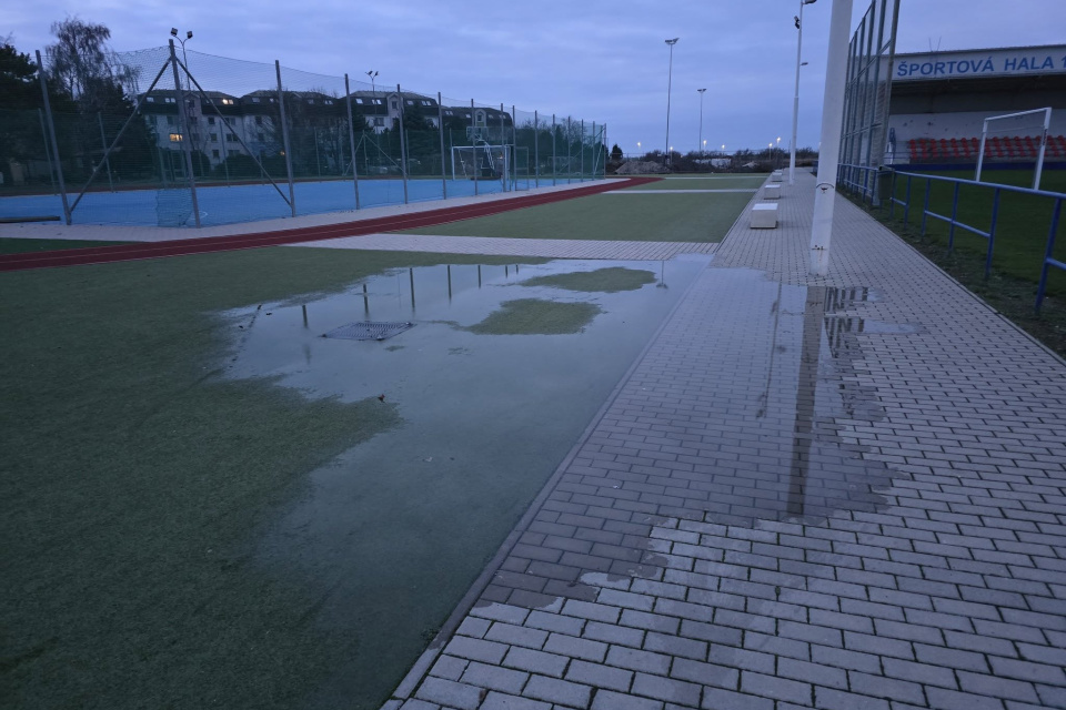 Situácia na štadióne | Foto: Božena Krajčovičová