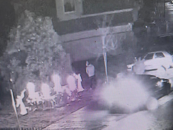 Ak poznáte zlodeja či jeho auto, ozvite sa prosím na úrad vo Zvončíne.  | Foto: Zvončín