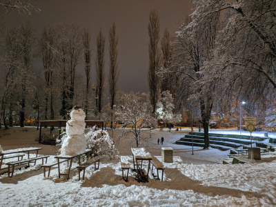 Pekná fotka navyše: zasnežený Kamenáč. | Foto: redakcia