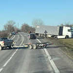Úsek je prejazdný ťažko. | Foto:  Ádám Derzsi, Trnavský kraj - Dopravný servis