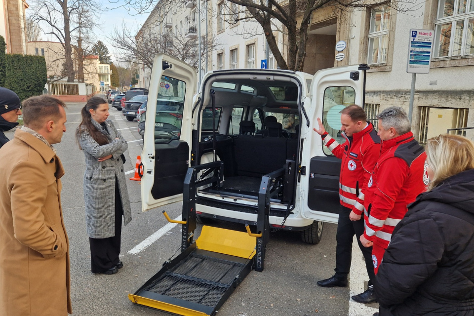 Sociálny taxík v Piešťanoch | Zdroj: Mesto Piešťany