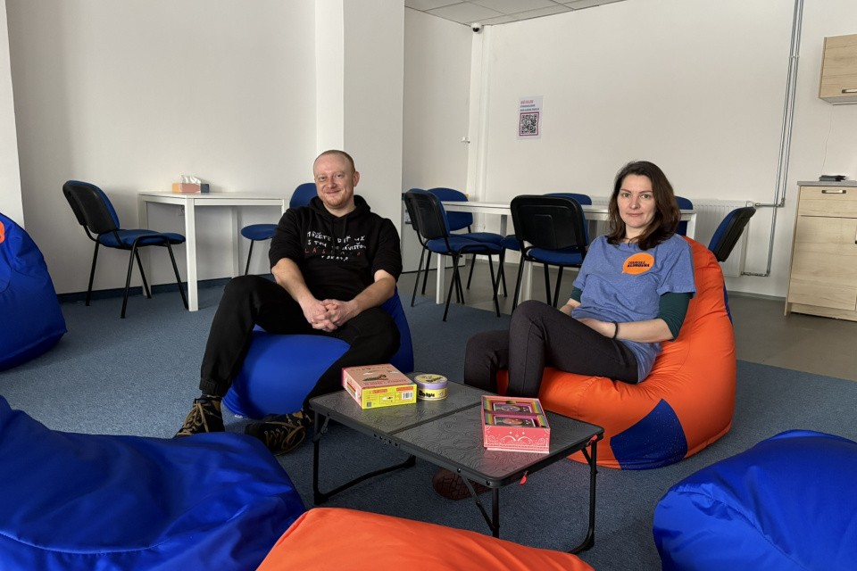 Koordinátor klubovne Zátvor Thomas Štefák a programová manažérka Trnavských klubovní Ivana Zvončanová | Foto: Michaela Martišíková, Trnavské rádio