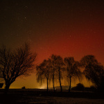 Polárna žiara s pohľadom na kopec Marhát | Zdroj: Hvezdáreň a planetárium v Hlohovci