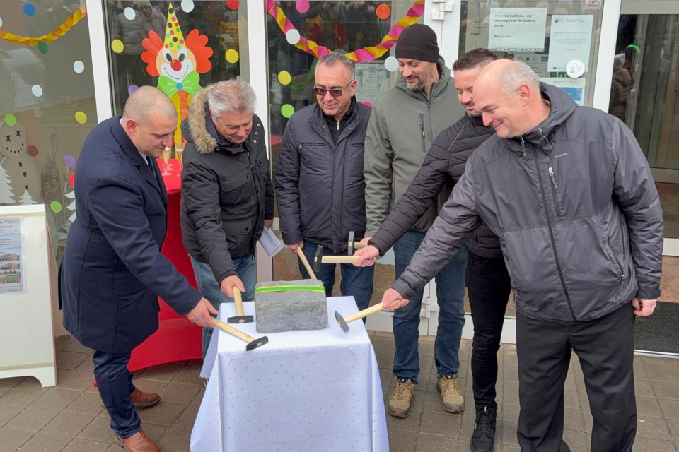 V Boleráze sa začalo s veľkou rekonštrukciou | Zdroj: Obec Boleráz