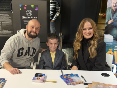 Herci Daniel Fischer, Emanuel Kubala a Zuzana Kubovčíková Šebová boli na premiére v Trnave | Foto: Diana Myšáková, Trnavské rádio