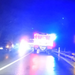 Cestu uzavreli, jazdilo sa obchádzkou cez Mokrý Háj. | Foto: Blanka Navratova, Dopravný servis SE, SI a okolie