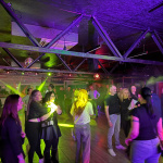 Na parkete sa stretli zaľúbení aj partie priateľov | Foto: Trnavské rádio