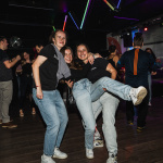 Na parkete sa stretli zaľúbení aj partie priateľov I Foto: Michal Baranovič