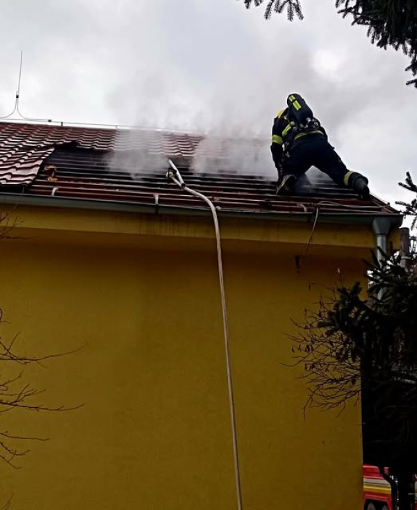 Požiar nahlásili v stredu dopoludnia | Foto: Hasičský a záchranný zbor - Trnavský kraj 