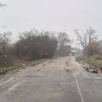 V úseku hrozia šmyky. | Foto: člen_skupiny, Dopravný servis Okres Hlohovec a okolie 