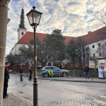 Uzavretý vjazd na Kapitulskú ulicu. | Foto: Trnaské rádio