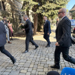 Na Smolenickom zámku sa koná 129. výjazdové rokovanie vlády | Foto: Trnavské rádio 