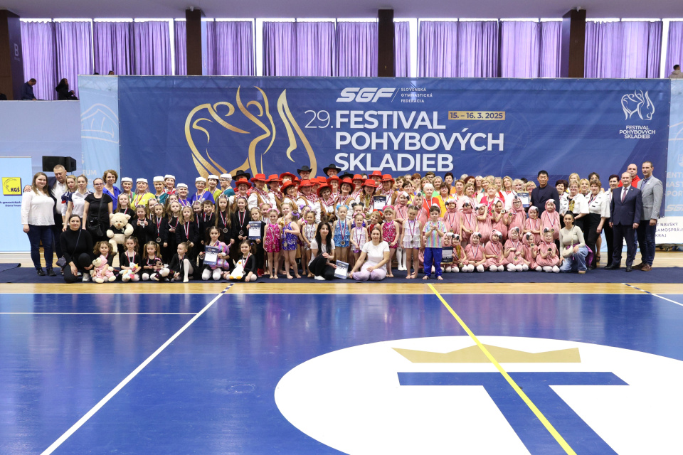 Festival sa každým ročníkom rozrastá, celkovo sa už na ňom predstavilo približne 15-tisíc cvičencov | Zdroj foto (Festival pohybových skladieb 2025): FPS