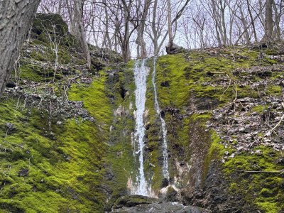 Hlbočiansky vodopád v plnej kráse z 27. februára 2026 | Foto: Zuzana Benková, Trnavské rádio