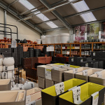 V OAZISE nájdete aj obrovský výber kvetináčov I Zdroj: Trnavské rádio 