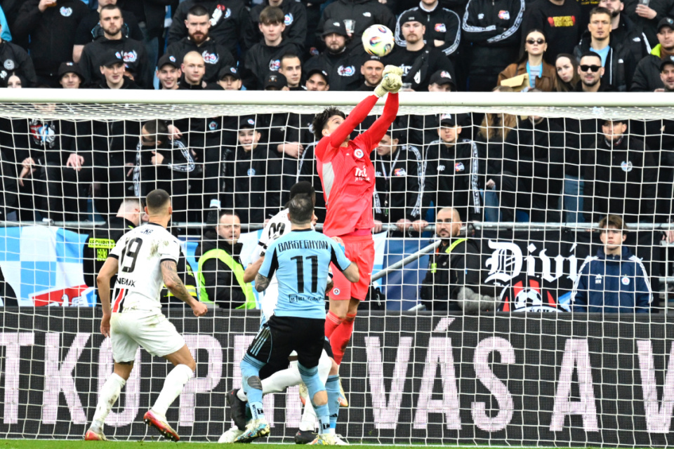 Spartak prehral 4:0 | Zdroj: TASR 