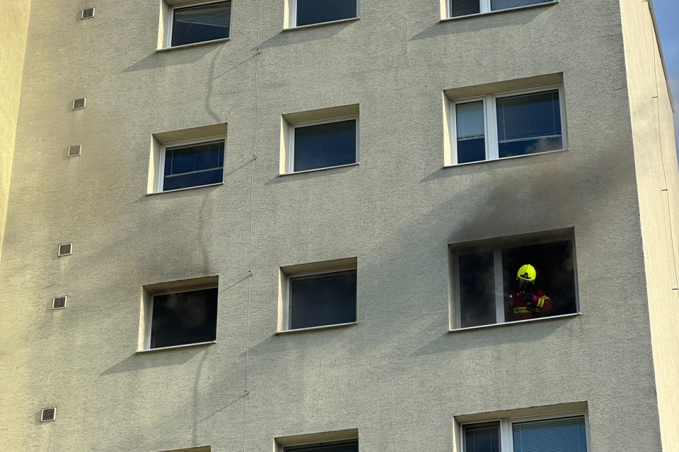 Na Hlbokej v Trnave horí byt | Foto: redakcia