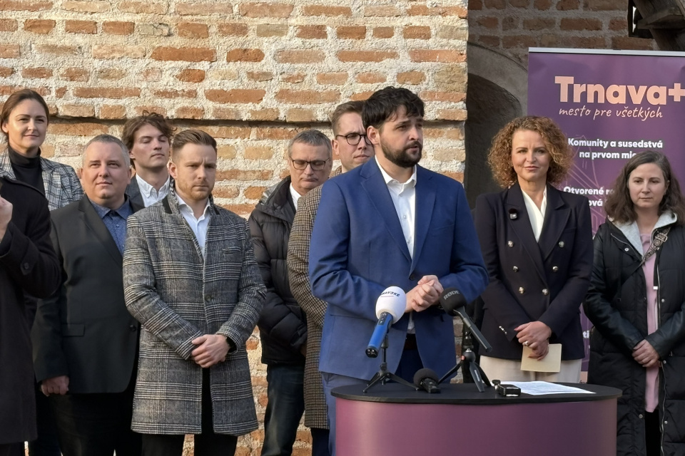 Tlačovú konferenciu otváral zástupca iniciatívy Peter Jarábek | Foto: Michaela Martišíková, Trnavské rádio