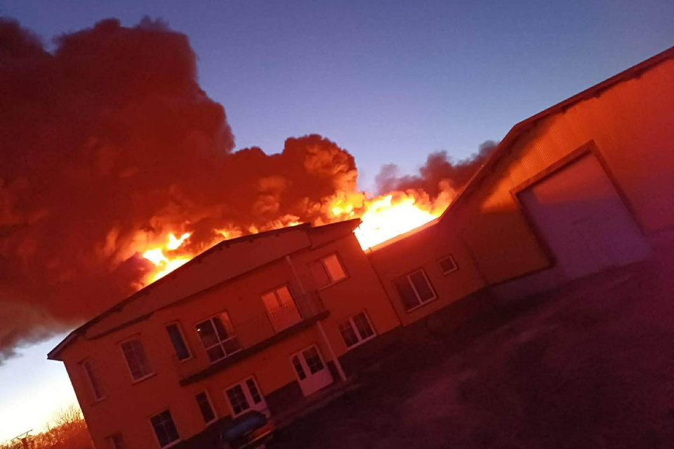 Požiar konzervárne na Záhorí | Zdroj: Hasičský a záchranný zbor Trnavský kraj