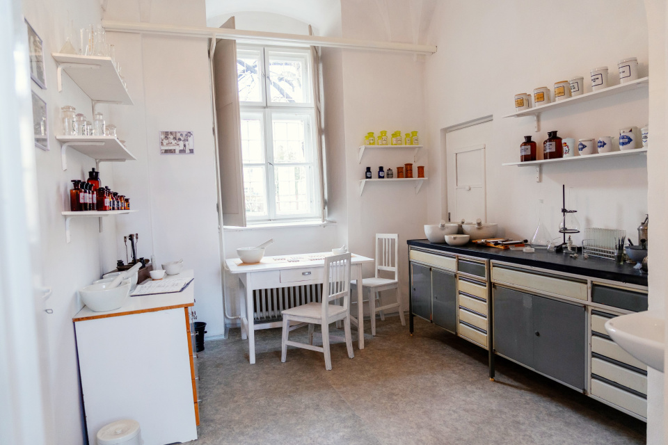 Laboratórium v lekárni v Skalici | Zdroj: TS