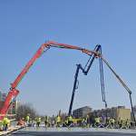 Fotografia z betonáže mosta | Zdroj: Mesto Sereď