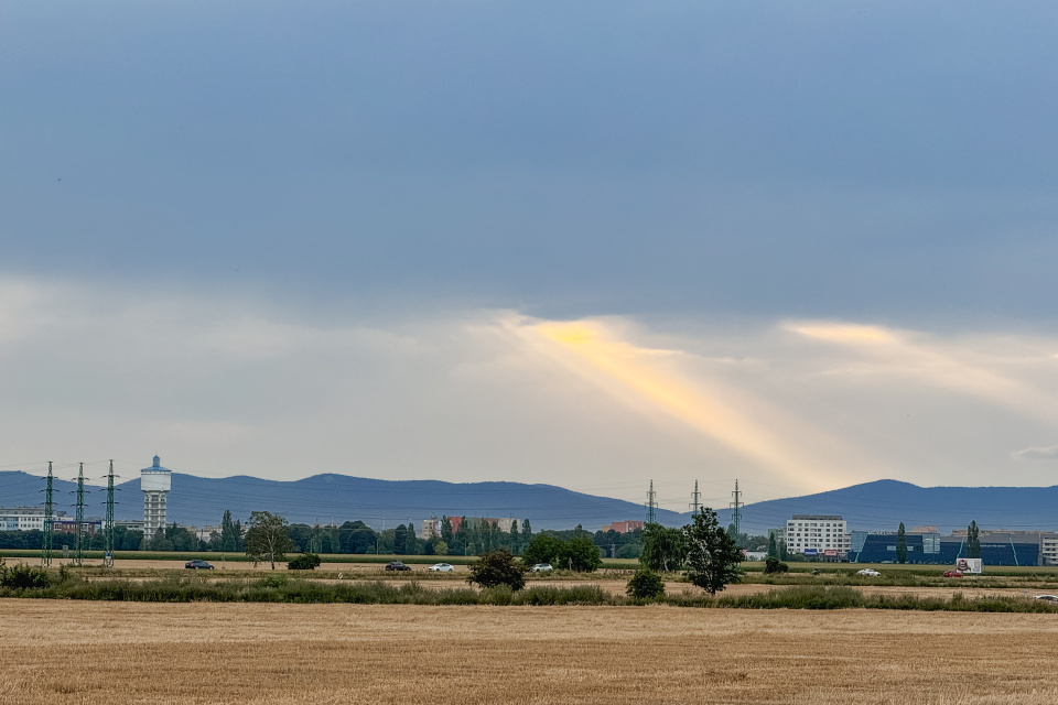 Nie sú vylúčené ani prehánky | Zdroj: Trnaské rádio